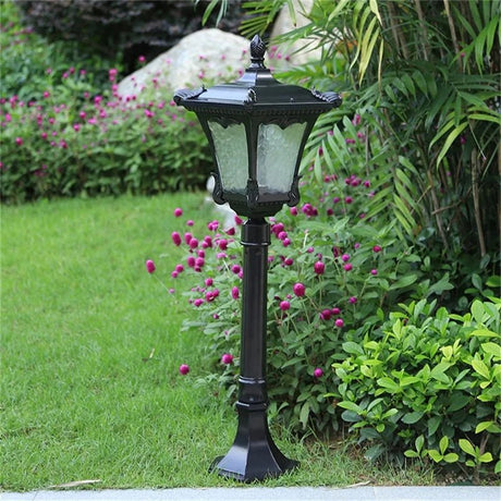 Retro Style Outdoor Lawn Light - Hans Lumiere