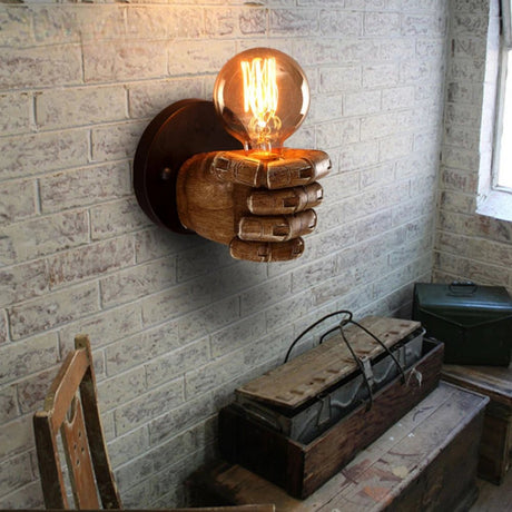 Vintage Resin Fist European Style Wall Lamp - Hans Lumiere