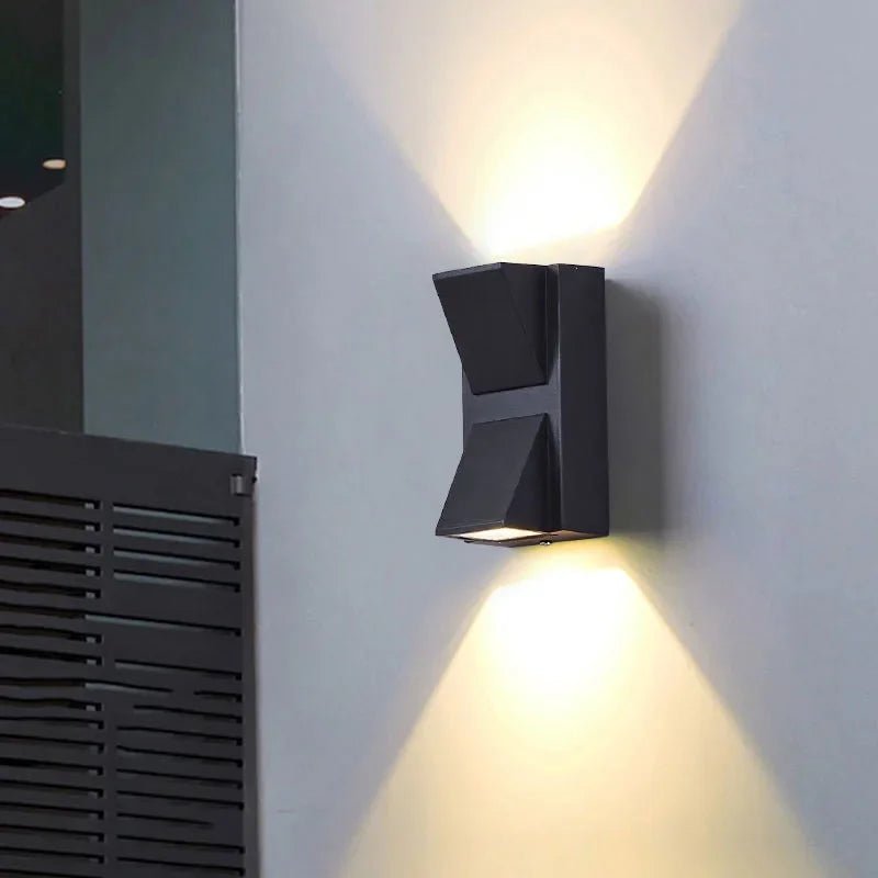 Waterproof Dual Head Aluminum LED Wall Light - Hans Lumiere