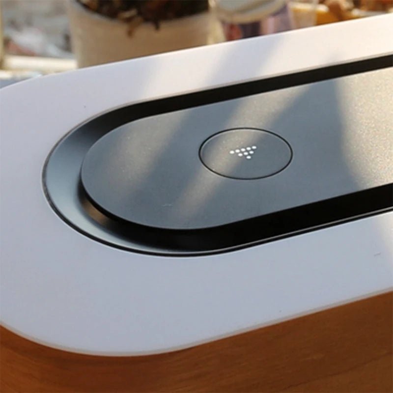 Wireless Phone Charger LED Table Lamp - Hans Lumiere